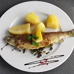 Waldhotel Dornroeschenshoeh Hemfurth-Edersee