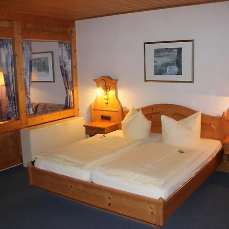 Waldhotel Dornroeschenshoeh Hotel Hemfurth-Edersee