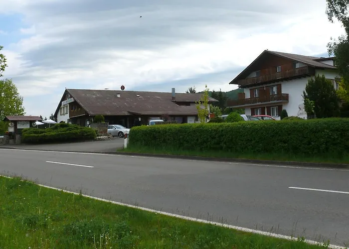 Waldhotel Dornroeschenshoeh Hotel *