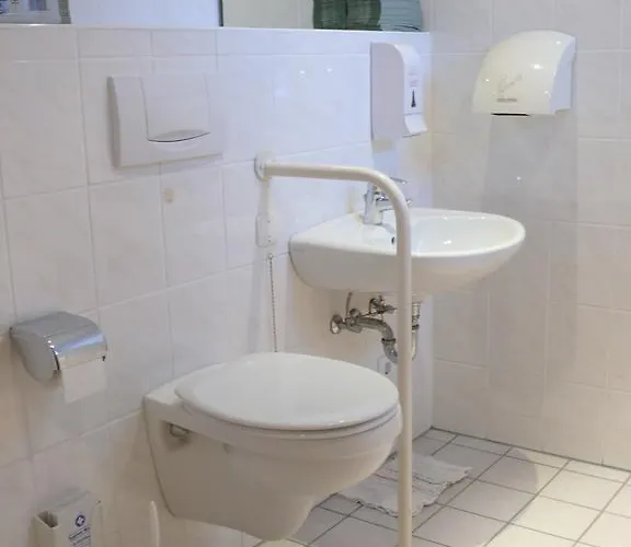 Waldhotel Dornroeschenshoeh *